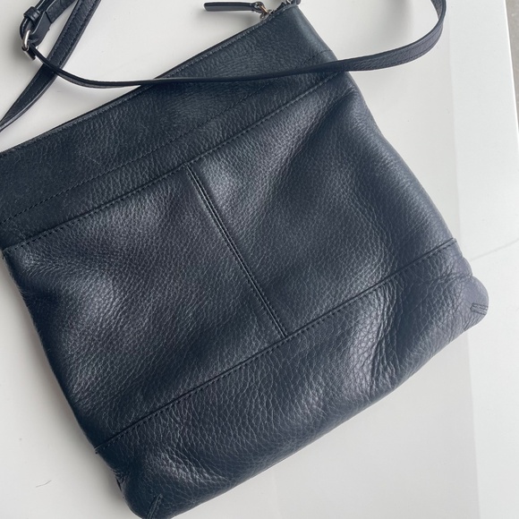 CK black crossbody bag | 10" x 10" - Picture 15 of 16